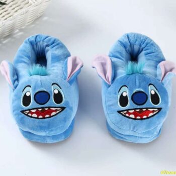 Chaussons peluche Stitch qui sourit