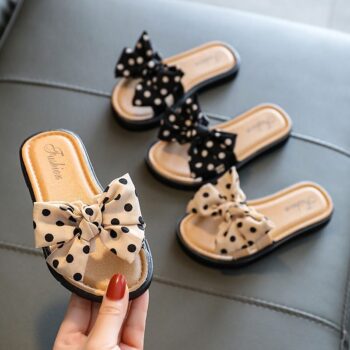 Pantoufles en cuir à noeud