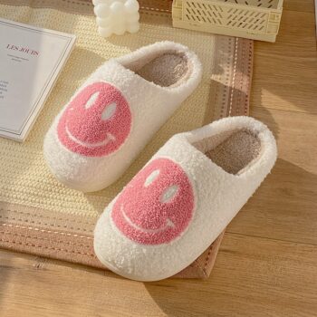 2 chaussons tricot blanc d'hiver avec emoji sourire rose pour femmes