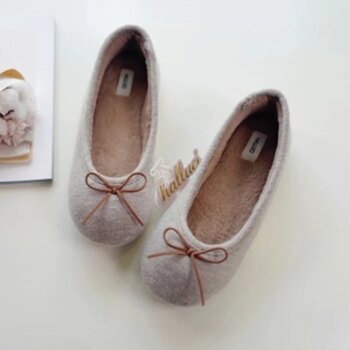 Ballerine d'intérieur en tissu beige femme