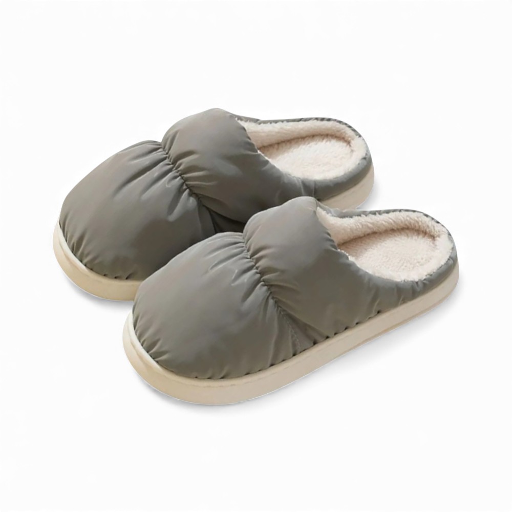 Chaussons chauffants, USB, gris et blanc, 3/4 à chaleur réglable et continue sur fond blanc.